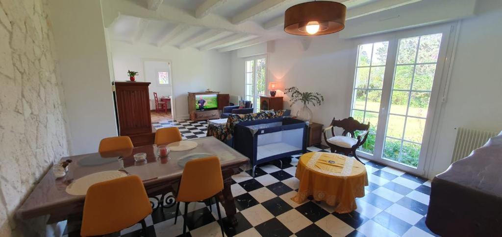 Maison Au Calme Avec Jardin Pres Du Chateau, Foret Et Plage Condette Kültér fotó